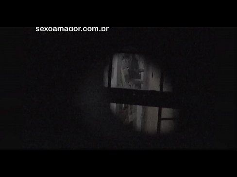 ❤️ Blondie wurdt yn it geheim op fideo opnommen troch in buertvoyeur ferburgen efter holle bakstiennen ❌ Fuckfideo by porno fy.porn-mate.ru